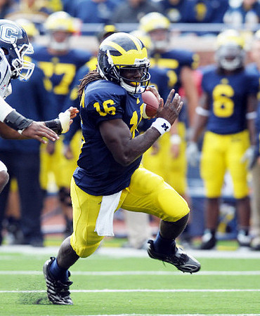 Denard Robinson (16)