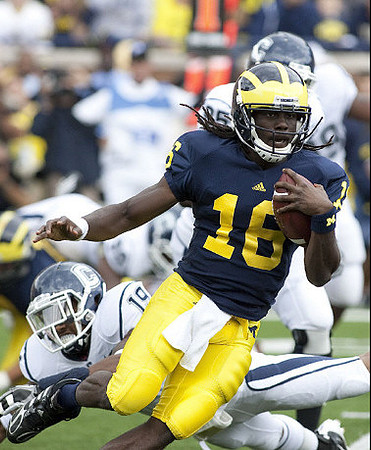 Denard Robinson (16)