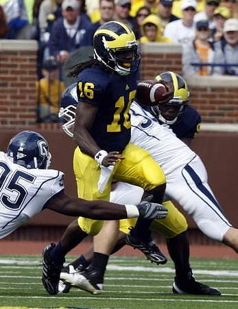 Denard Robinson (16)