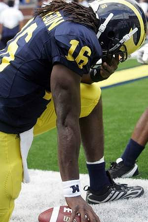 Denard Robinson (16)