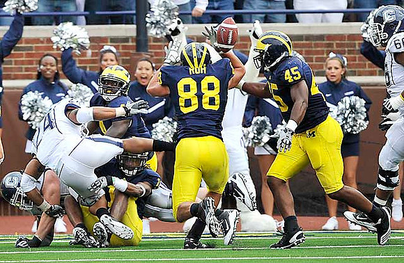 Craig Roh (88) and Obi Ezeh (45)