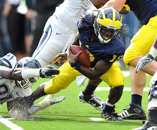 Denard Robinson (16)