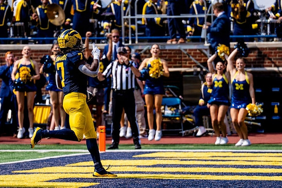 Donovan Edwards (7)