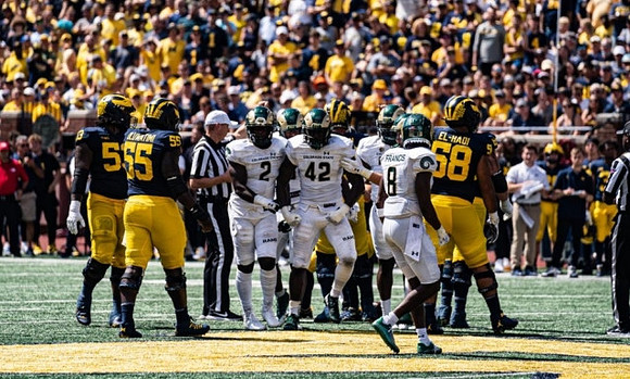 Trente Jones (53), Olusegun Oluwatimi (55), and Giovanni El-Hadi (58)