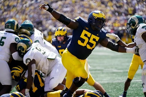 Trevor Keegan (77) and Olusegun Oluwatimi (55)