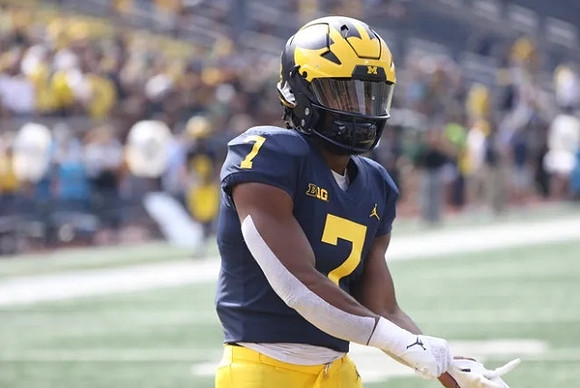 Donovan Edwards (7)