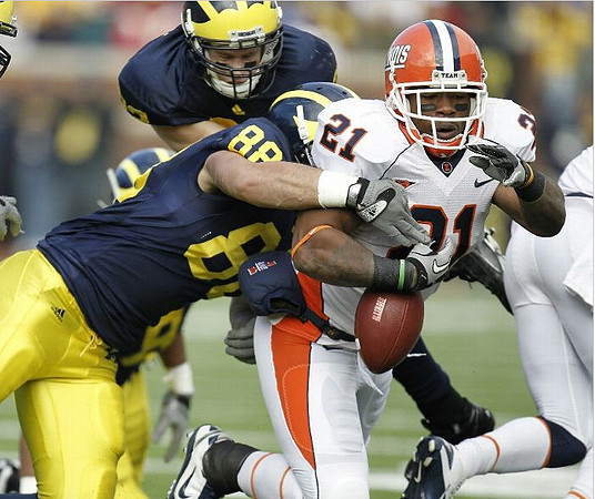 Craig Roh (88) and Jordan Kovacs (32)