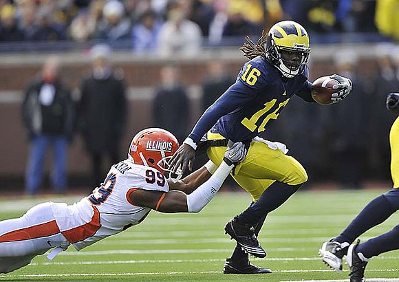 Denard Robinson (16)