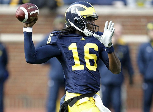 Denard Robinson (16)