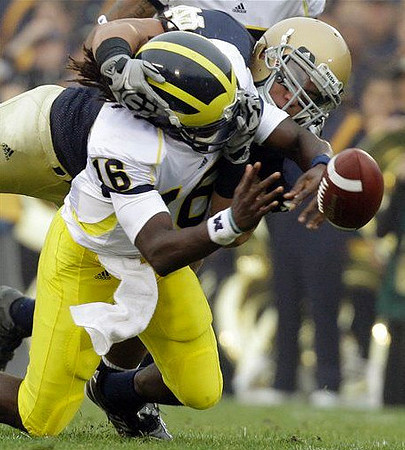 Denard Robinson (16)
