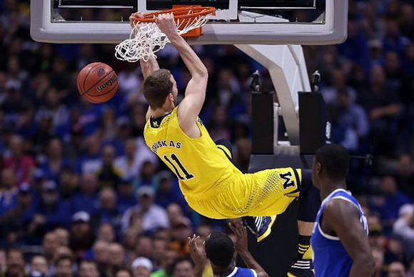 Nik Stauskas (11)