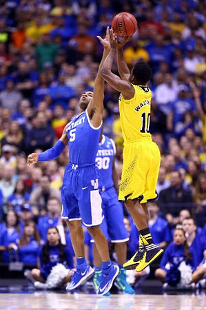 Derrick Walton Jr. (10)