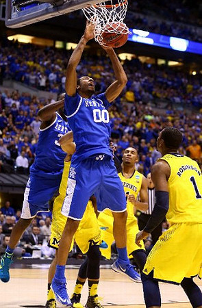Zak Irvin (21) and Glenn Robinson III (1)