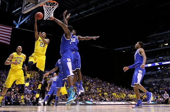 Jordan Morgan (52) and Zak Irvin (21)