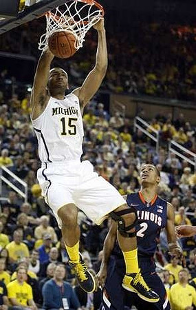 Jon Horford (15)