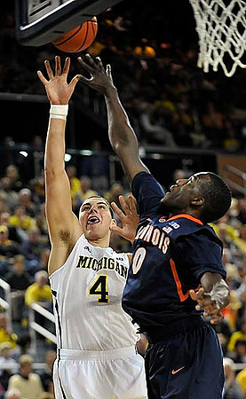Mitch McGary (4)
