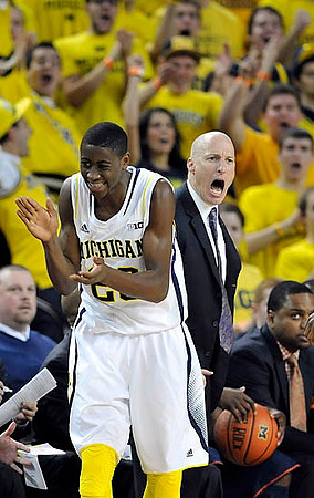 Caris LeVert (23) and Illinois Head Coach John Groce