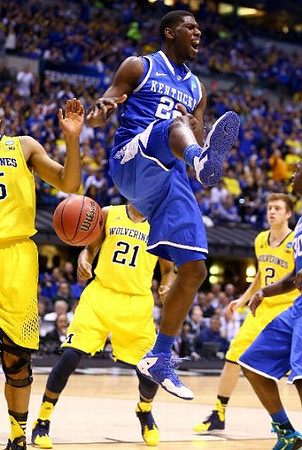 Zak Irvin (21) and Spike Albrecht (2)