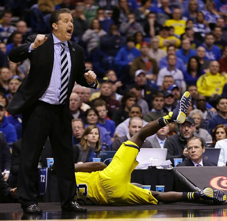 Kentucky Head Coach John Calipari and Caris LeVert (23)