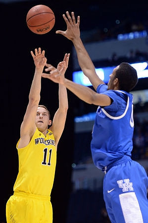 Nik Stauskas (11)
