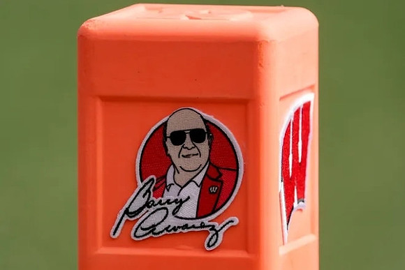 Barry Alvarez
