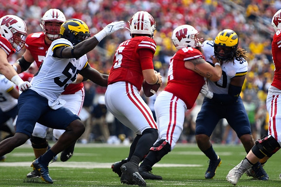 David Ojabo (55) and Mike Morris (90)