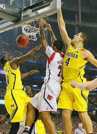 Tim Hardaway Jr. (10) and Mitch McGary (4)