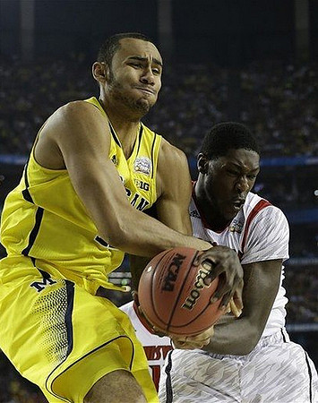 Jon Horford (15)