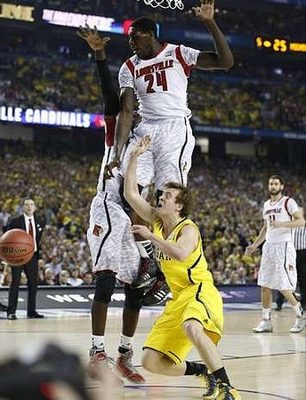 Spike Albrecht (2) and Louisville Head Coach Rick Pitino