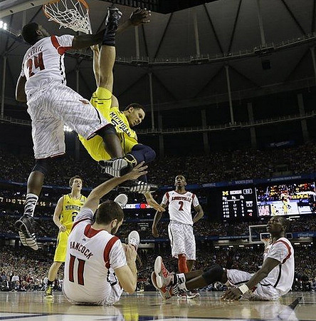 Jordan Morgan (52) and Spike Albrecht (2)