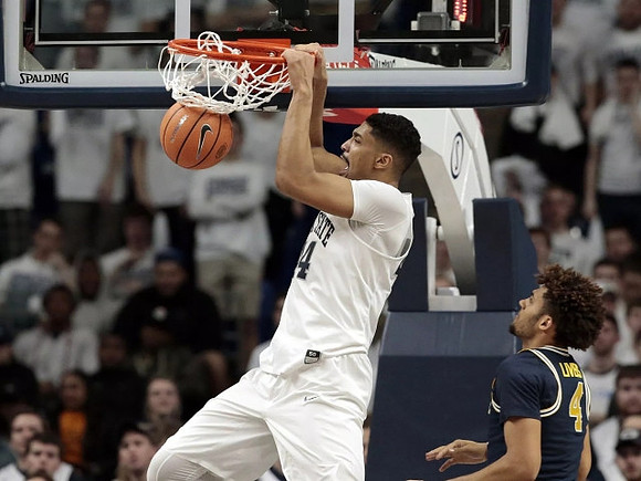 Isaiah Livers (4)