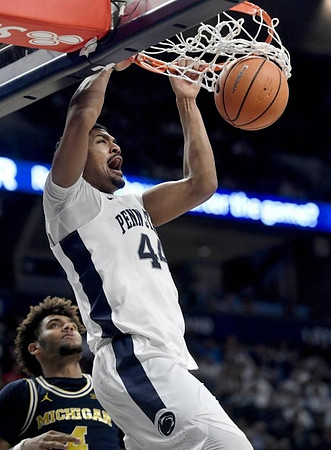 Isaiah Livers (4)