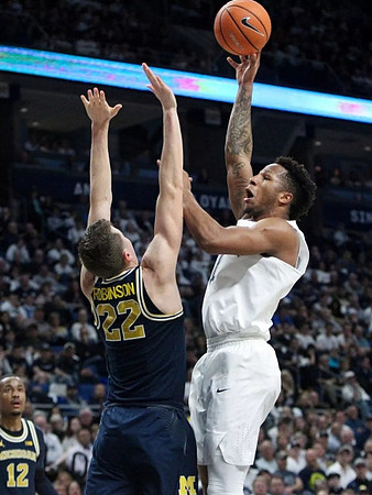 Duncan Robinson (22) and Muhammad-Ali Abdur-Rahkman (12)