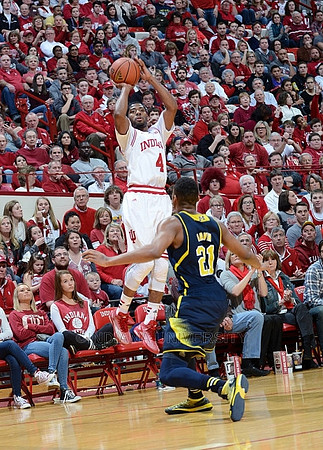 Zak Irvin (21)