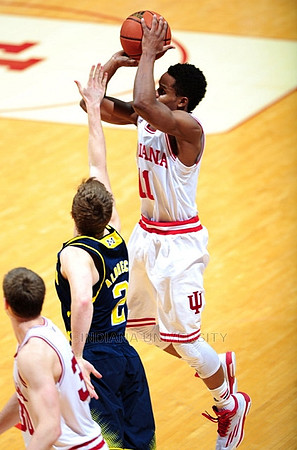 Spike Albrecht (2)