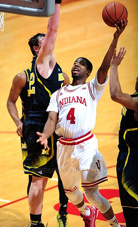Ricky Doyle (32) and Aubrey Dawkins (24)