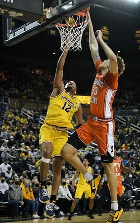 DeVante' Jones (12)
