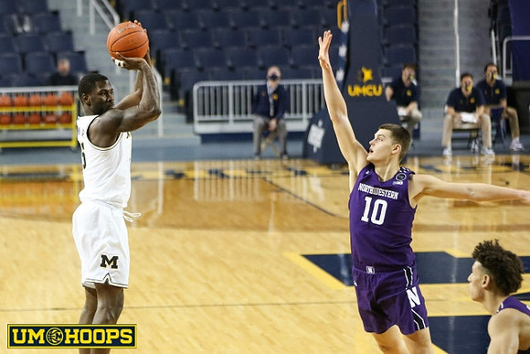 Chaundee Brown Jr. (15)