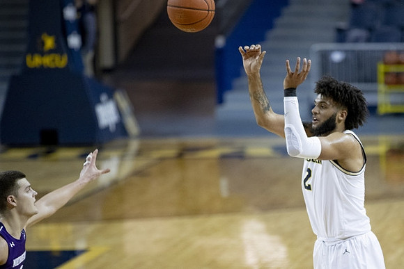 Isaiah Livers (2)