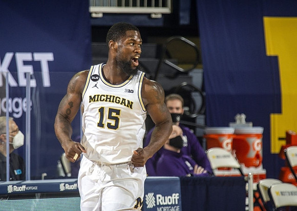 Chaundee Brown Jr. (15)