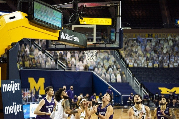 Isaiah Livers (2), Terrance Williams II (5), and Brandon Johns Jr. (23)
