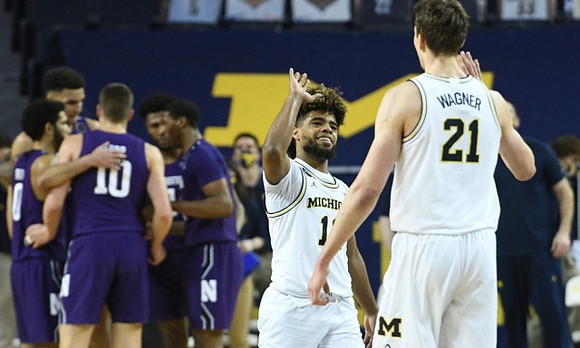 Mike Smith (12) and Franz Wagner (21)