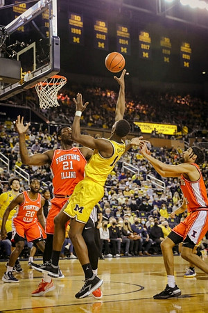 Moussa Diabate (14) and Brandon Johns Jr. (23)