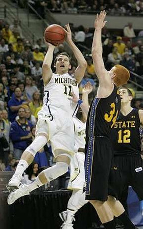 Nik Stauskas (11)