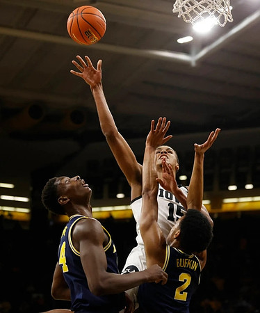 Moussa Diabate (14) and Kobe Bufkin (2)