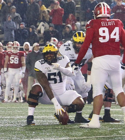 Cesar Ruiz (51) and Ben Bredeson (74)