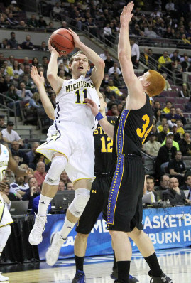 Nik Stauskas (11)