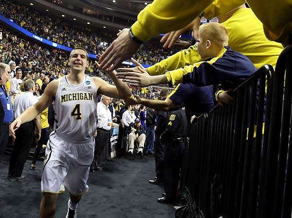Mitch McGary (4)