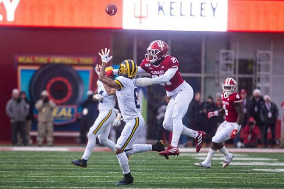 Nico Collins (4) and Ronnie Bell (8)