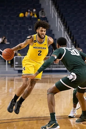 Isaiah Livers (2)